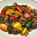 砂肝とパプリカの辛子高菜炒め