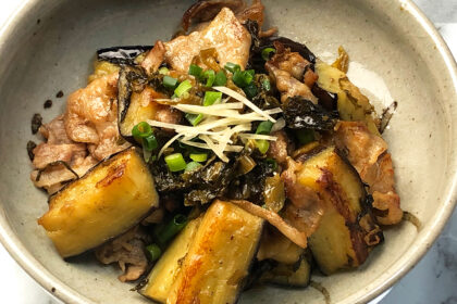 茄子と豚バラ肉の高菜味噌炒め