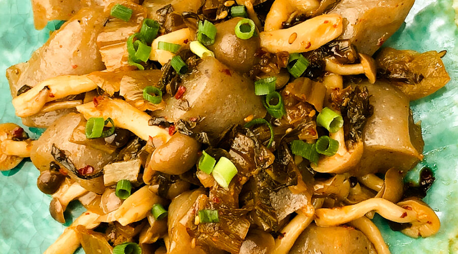 こんにゃくとシメジの炒り煮・辛子高菜和え 味付けなめ茸と辛子高菜のせ冷奴